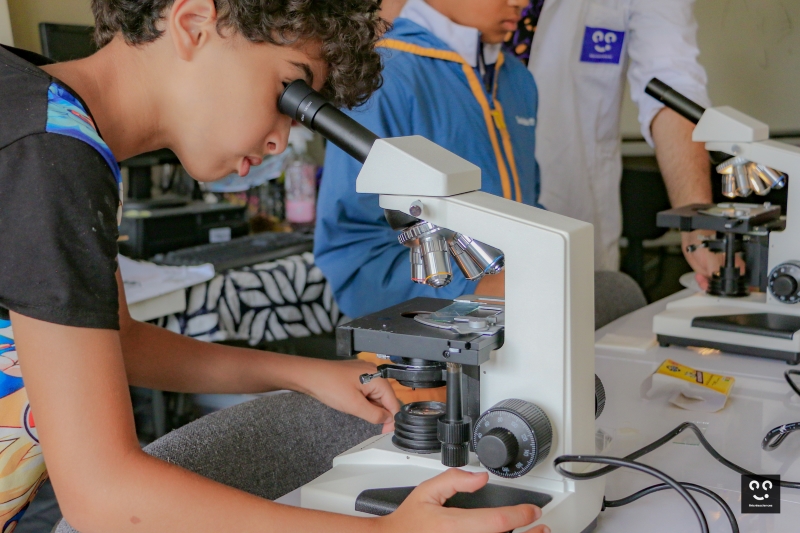 Quartieres-prioritaires-de-la-ville-acti-family-animation-microbes-23