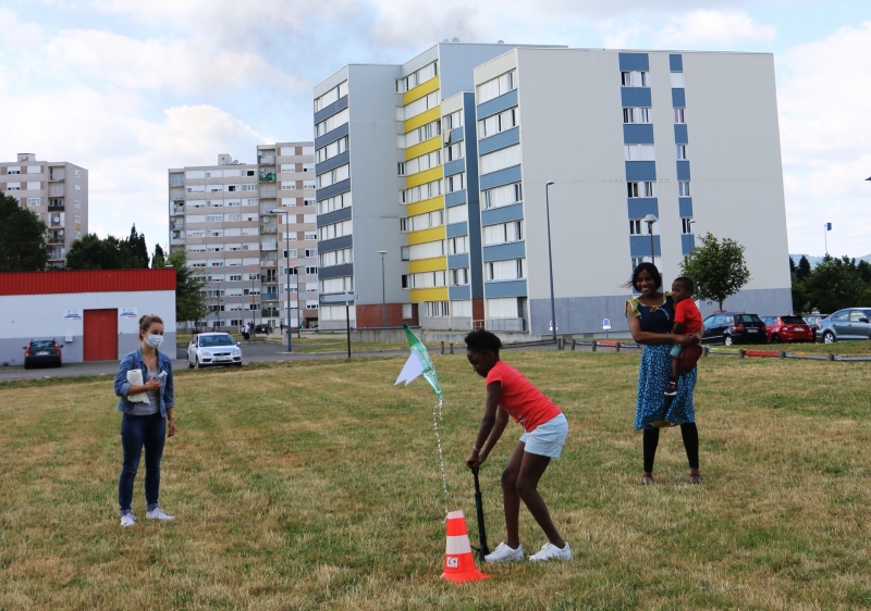 Quartiers-politique-de-la-ville-fusee-a-eau